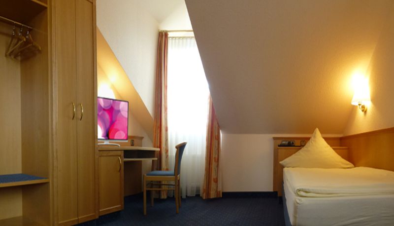Standaardkamer (eenpersoons) - Hotel Zur Krone