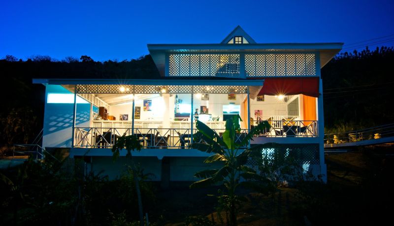 Restauracja - Half Moon Blue Hotel
