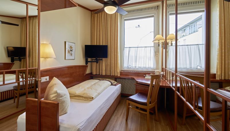 Standard room (single) - Hotel Bodensee Bregenz