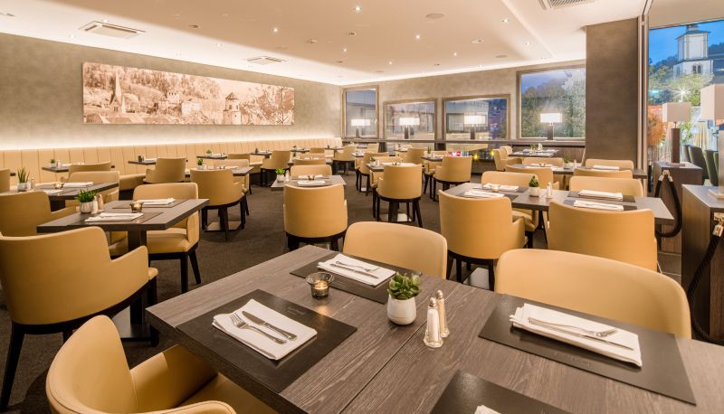 Restaurant - Best Western Premier Central Hotel Leonhard