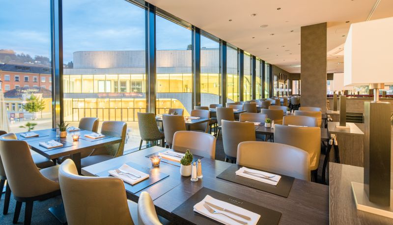 Restaurant - Best Western Premier Central Hotel Leonhard