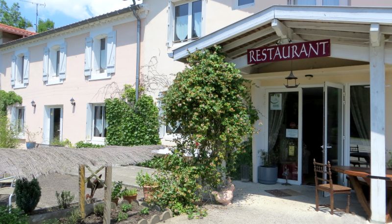 Extérieur de l'hôtel - Hostellerie de Clos Pite Logis