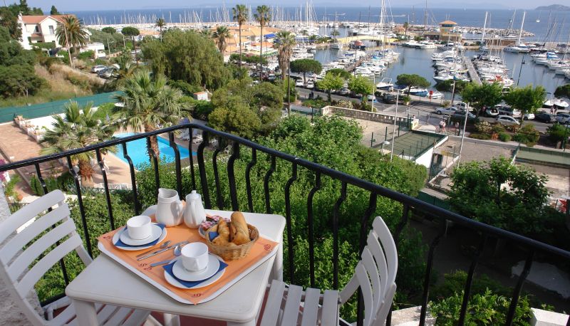 Kamer met balkon - Auberge de La Calanque