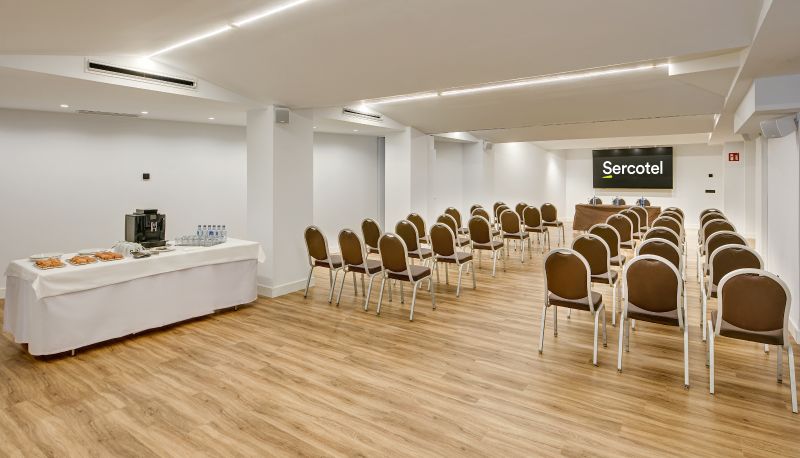 Meetingzimmer - Sercotel HMO Martina