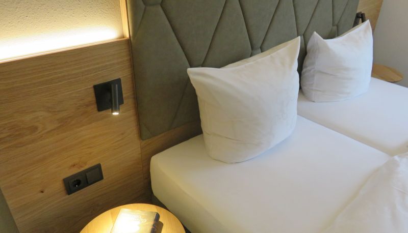Camera business - Diamanthotel
