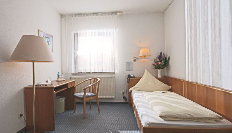 Standardzimmer (Einzel) - City Hotel Mark Michelstadt