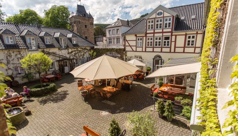 Zewnętrzna część hotelu - Rodderhof
