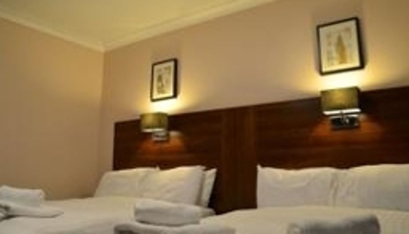 Pokój czteroosobowy - The 29 Hotel