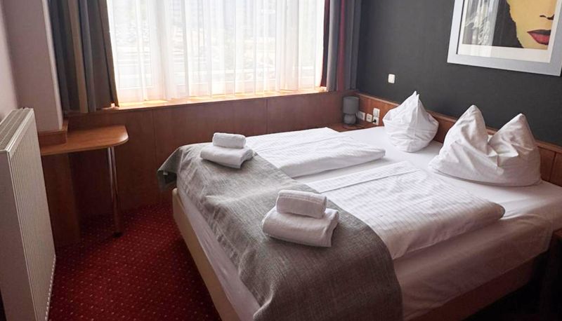 Standardrum (dubbelrum) - DORMERO Express Hotel Passau