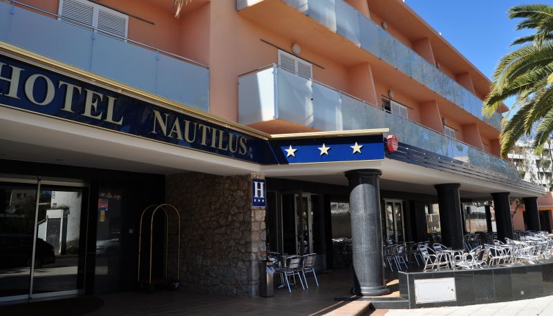 Hotel Außenbreich - Nautilus Roses