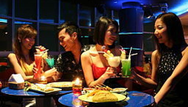 Bar - Baiyoke Sky Hotel