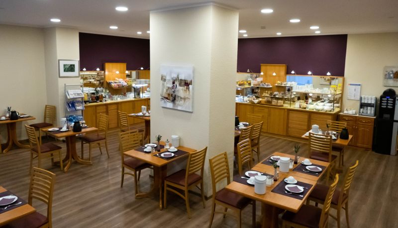 Breakfast room - City Partner Central Hotel