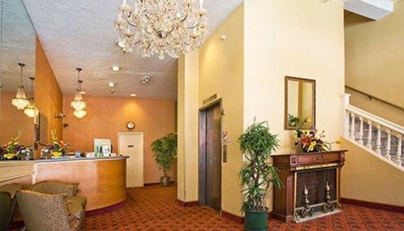 Lobby - Grant Plaza Hotel