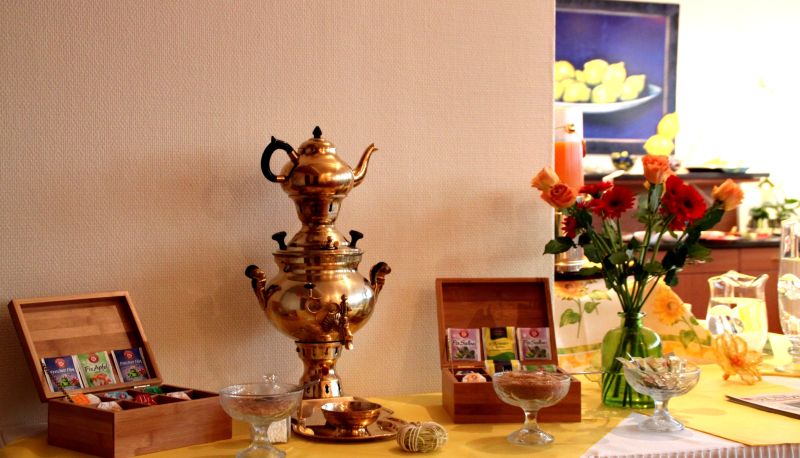 Buffet - City Hotel Deutsches Haus by Celine