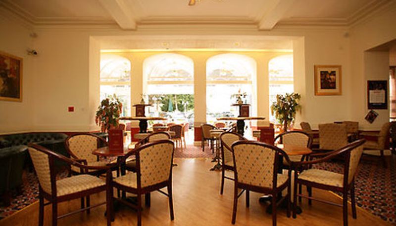 Bar - Elstead