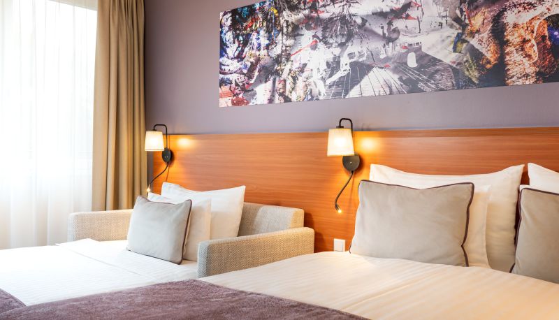 Habitación triple - Leonardo Hotel Salzburg City Center