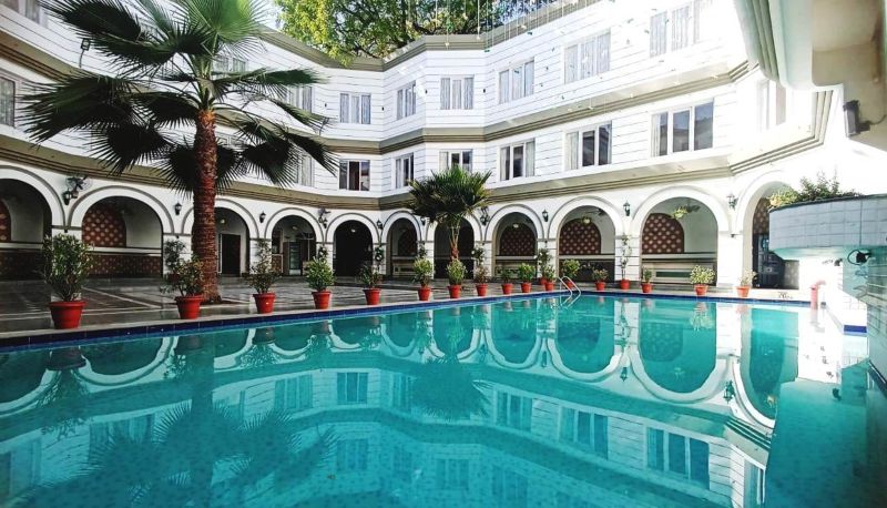 Piscina - Grand Continental Hotel
