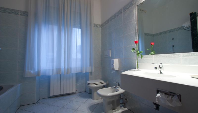 Badezimmer - Villa Ida Hotel & Spa