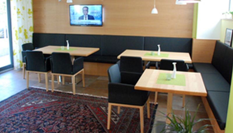 Breakfast room - Weisses Lamm Hotel Garni