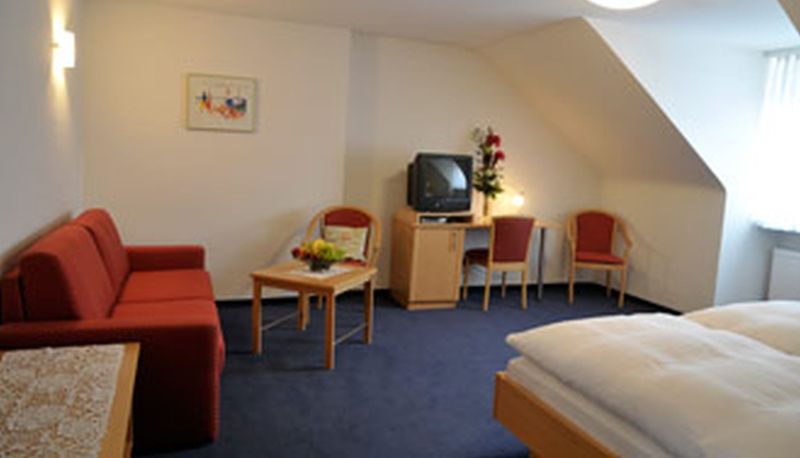 Standard room (double) - Weisses Lamm Hotel Garni