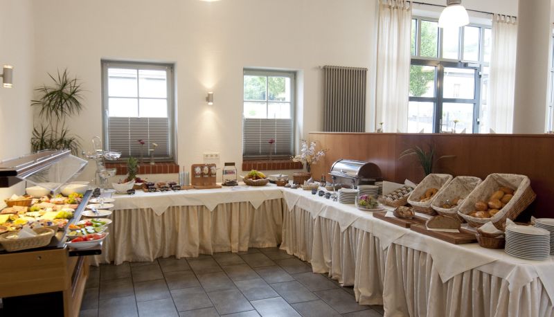 Bufé - Hotel + Steakhouse Gutshof Herborn