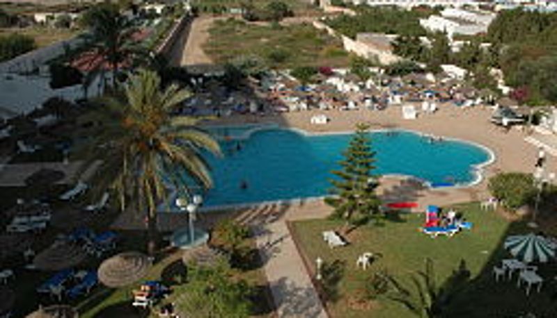 Pool - Jinene