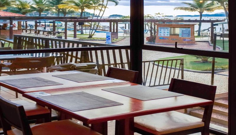 Ontbijtzaal in het restaurant - Nacional Inn Angra dos Reis