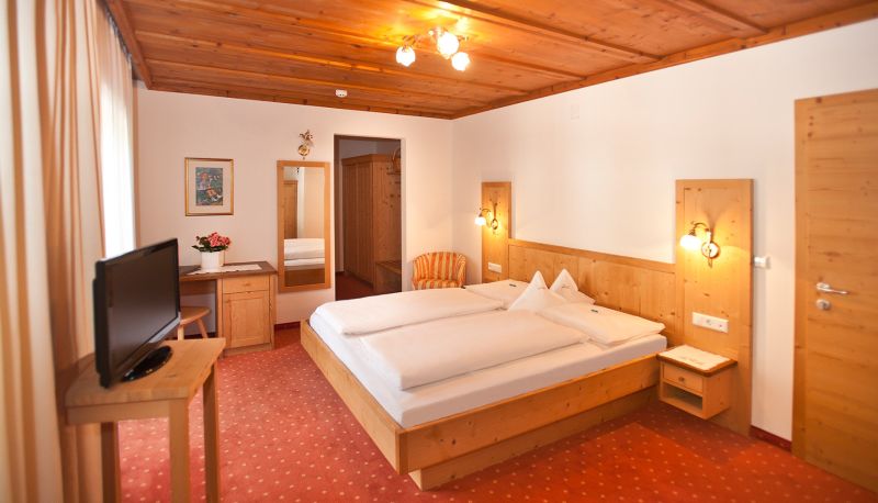 Standardzimmer (Doppel) - Alpenhof Hotel