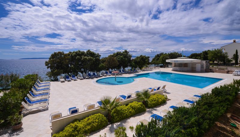 Zwembad - La Luna Hotel