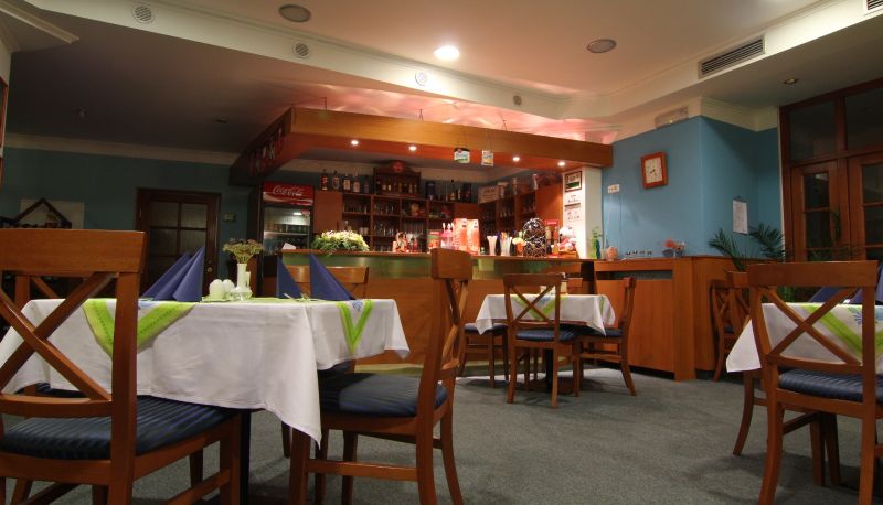 Restaurant 1 - Anna