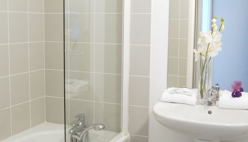 Badkamer - Nemea Appart Hotel Toulouse Saint-Martin
