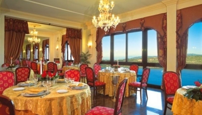 Info - Castel Vecchio Hotel