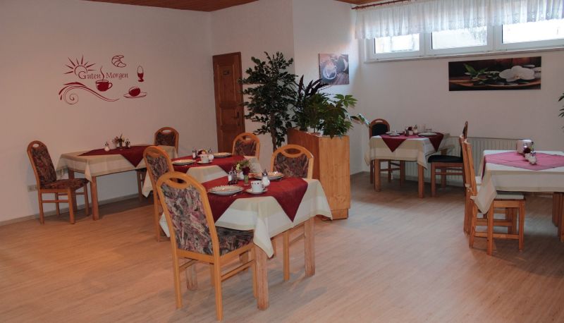 Sala de desayunos - Stadt Pausa