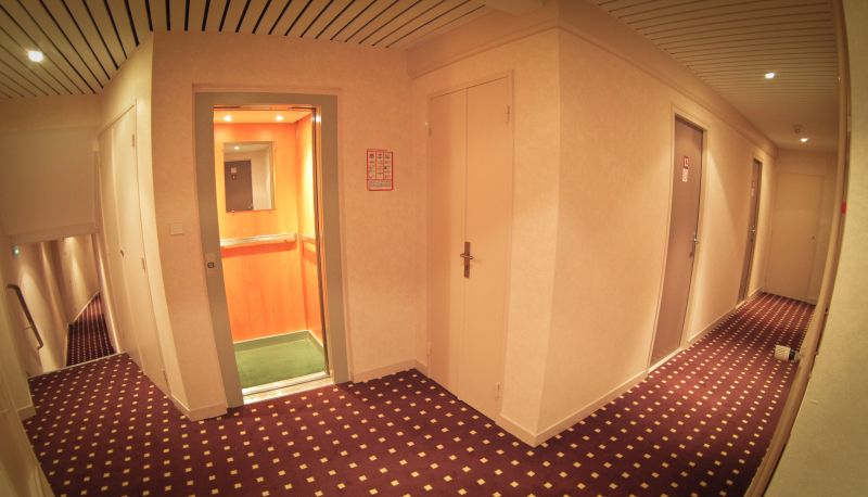 Interior view - Brit Hotel Les Voyageurs