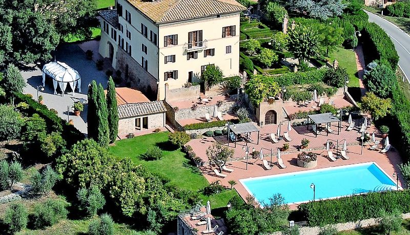 Environs - Villa Curina Resort