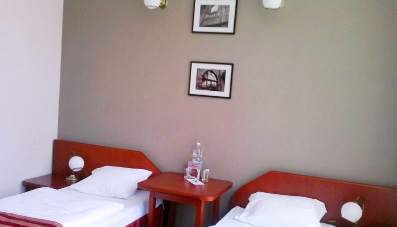 Standard room (double) - Hotel-Restauracja Varia