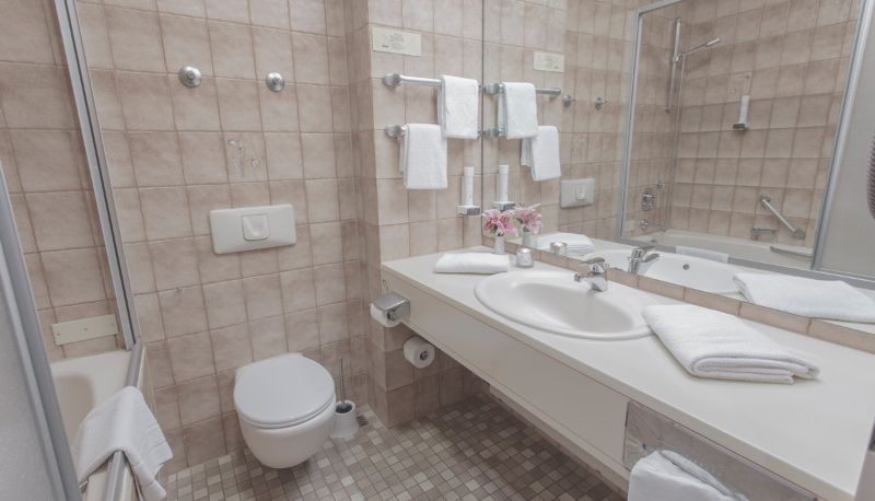Badkamer - AROTEL Best Living Hotel