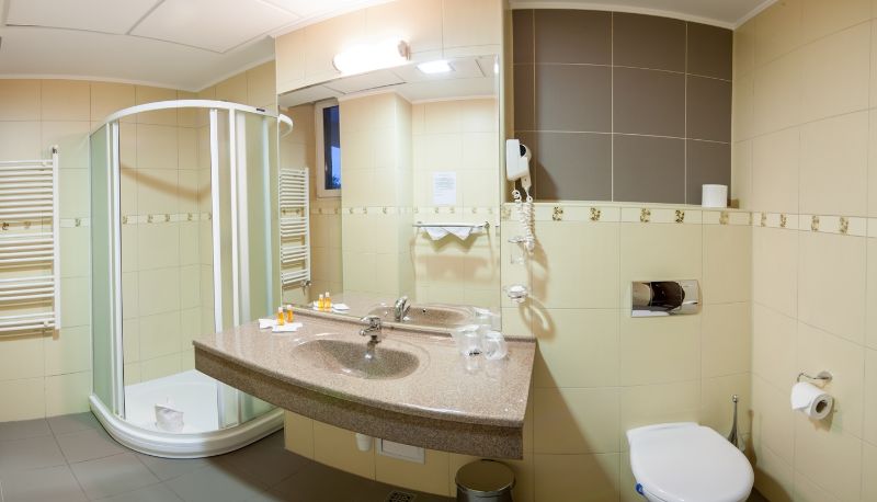 Bathroom - Splendid Conference and Spa Hotel-Adults Only
