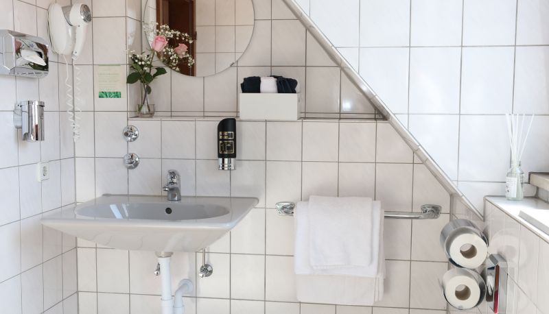 Cuarto de baño - Messehotel Daucher A9 Autobahn 24h Checkin