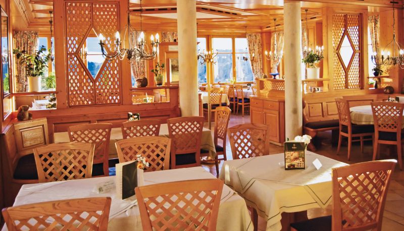 Ontbijtzaal in het restaurant - Igelwirt Berggasthof-Hotel