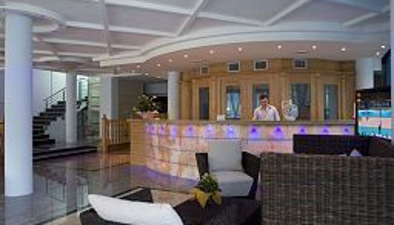 Reception - Alexander