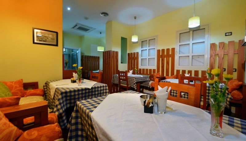 Breakfast room - City Hotel Tirana