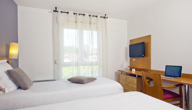 Apartament - Séjours & Affaires Pont Neuf - Cran Gevrier