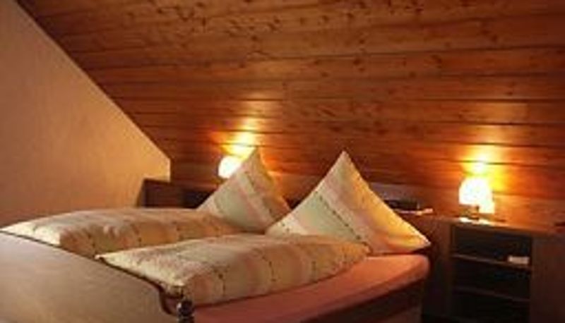Room - Zur Linde Gasthof