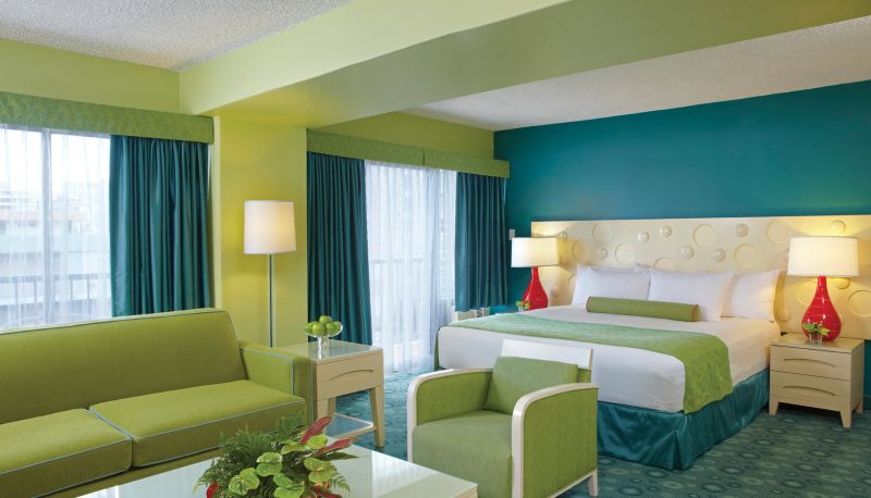 Suite - COCONUT WAIKIKI HOTEL