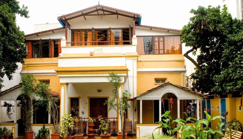 Zewnętrzna część hotelu - Casa Cottage