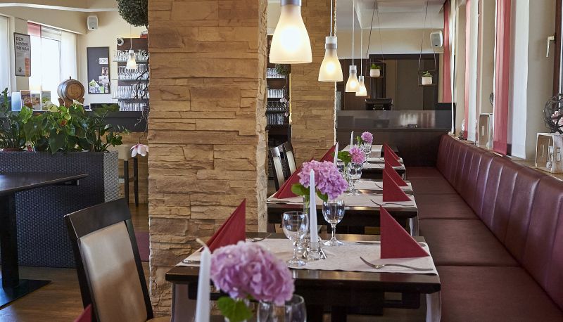 Sala śniadaniowa w restauracji - Hotel Restaurant Lindenhof