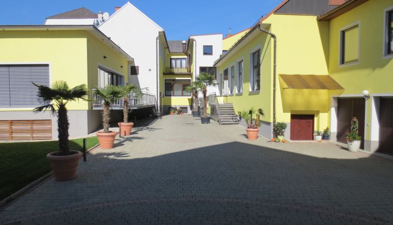 Zona exterior del hotel - Müllner