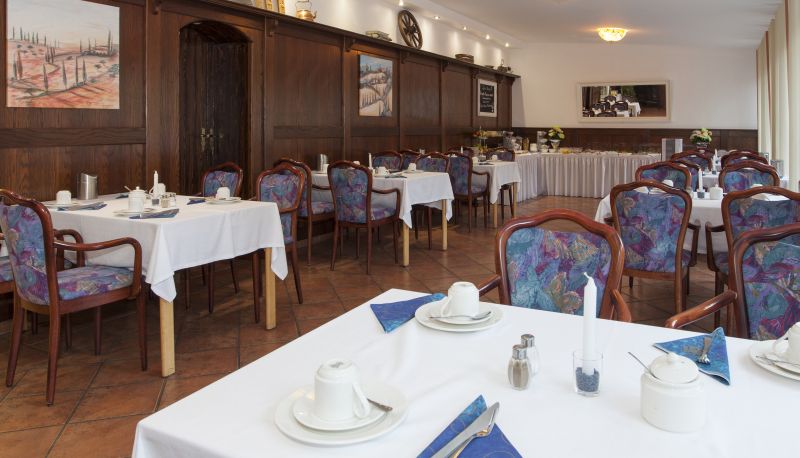 朝食ルーム - Hotel Celine Niederrheinischer Hof