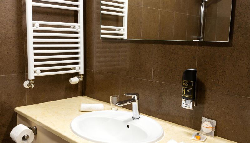 Cuarto de baño - Hotel Max Inn